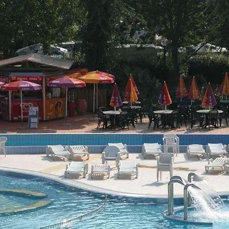 Ferienhaus Mobilehomes In 21492 Grado